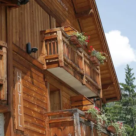 L'ancolie 3* Huez